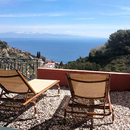 Villa Vittorio - Splendid panoramic sea view terrace Taormina Esterno foto