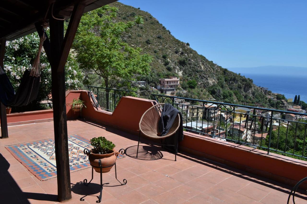 Villa Vittorio - Splendid panoramic sea view terrace Taormina Esterno foto