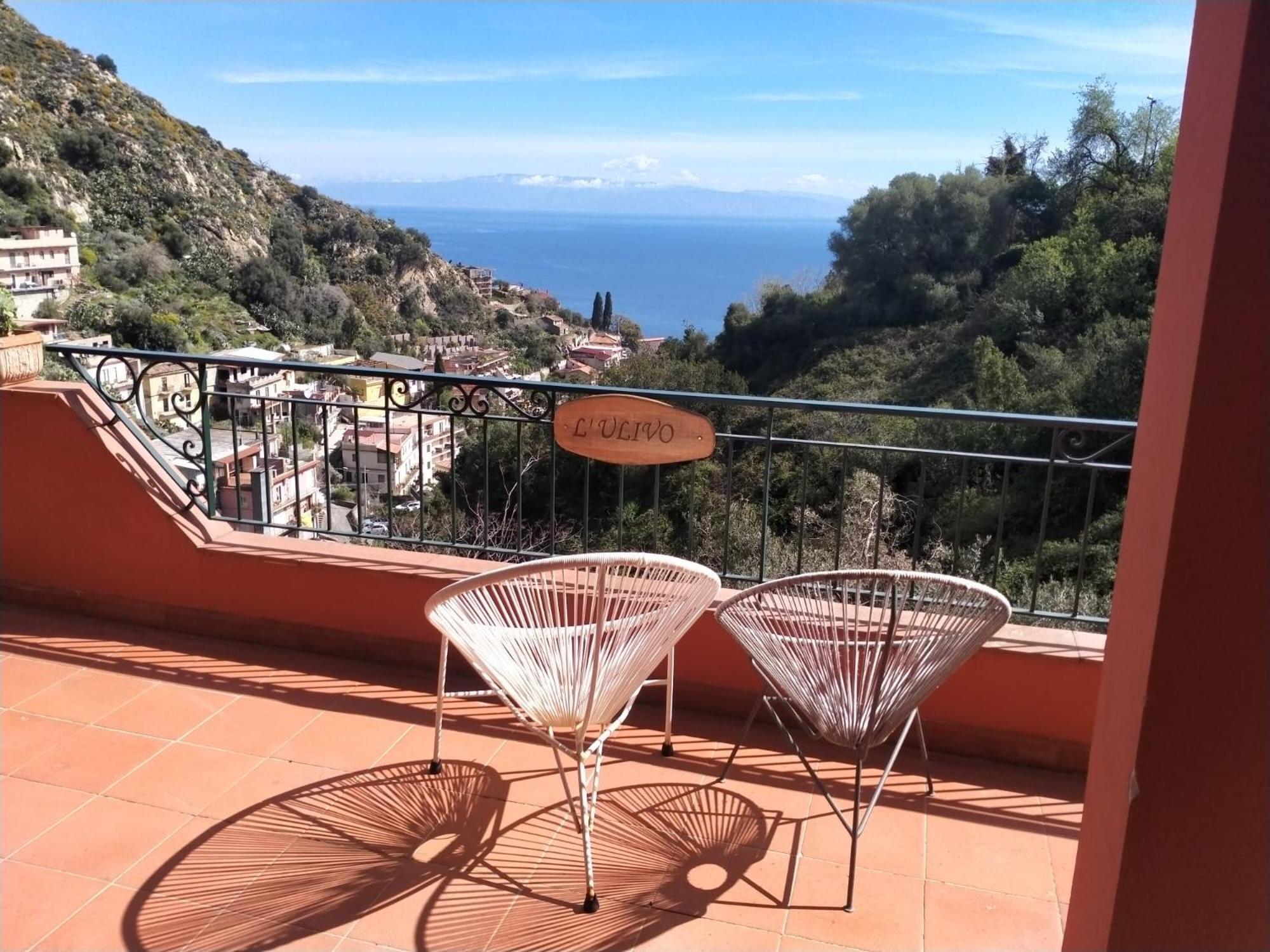 Villa Vittorio - Splendid panoramic sea view terrace Taormina Esterno foto