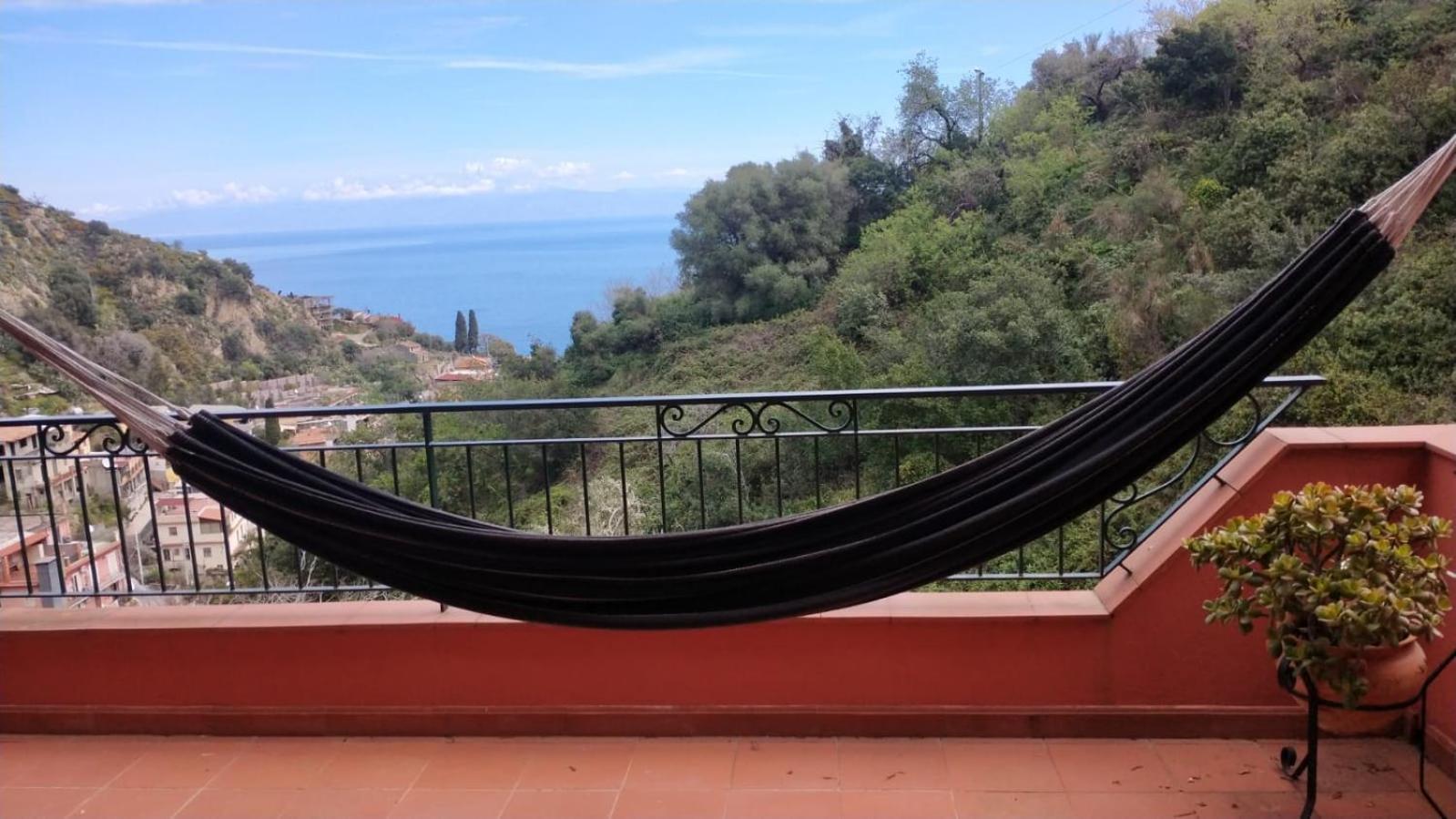 Villa Vittorio - Splendid panoramic sea view terrace Taormina Esterno foto